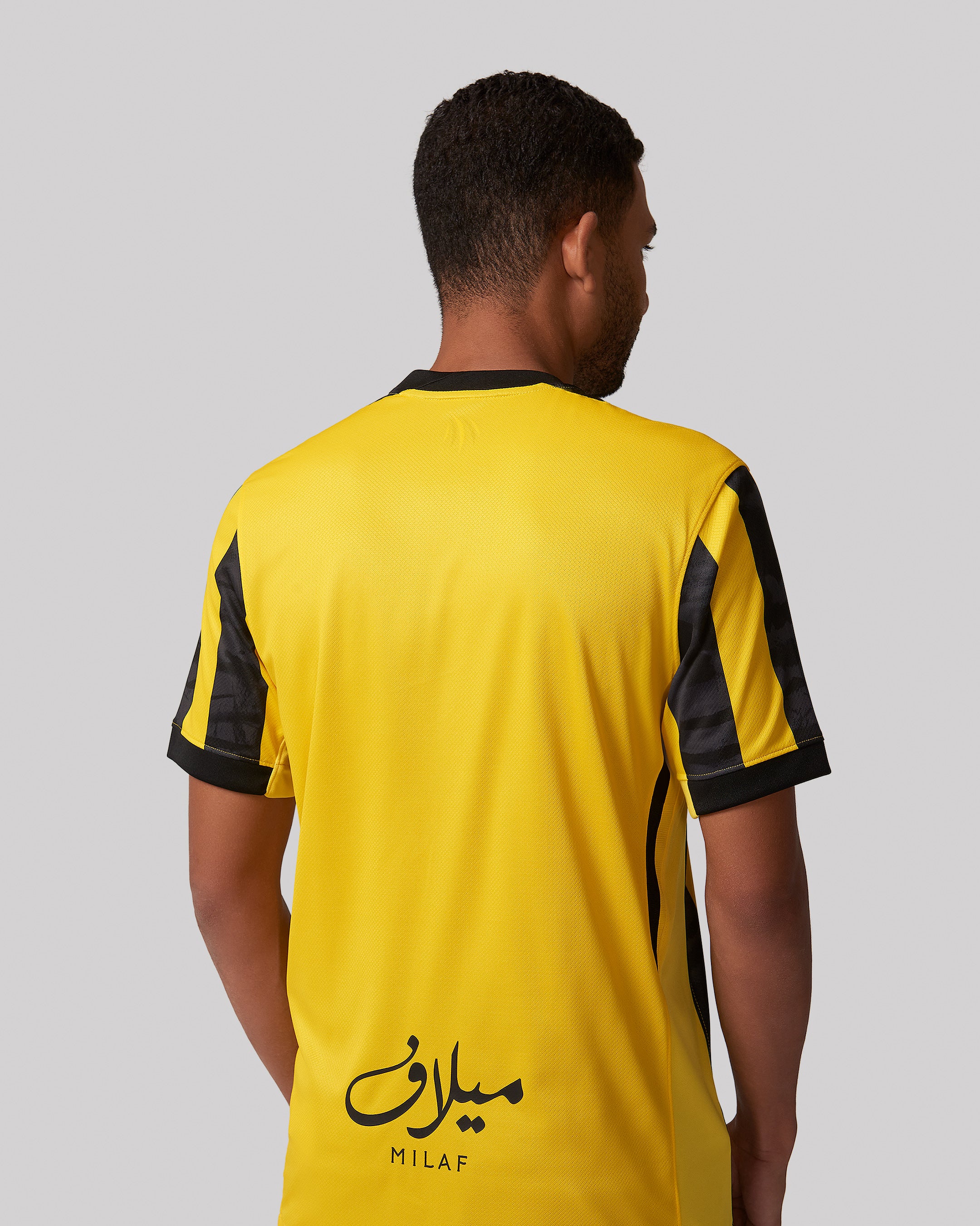 تيشيرت الاتحاد رجالي أساسي 25/26  - فئة الملعب