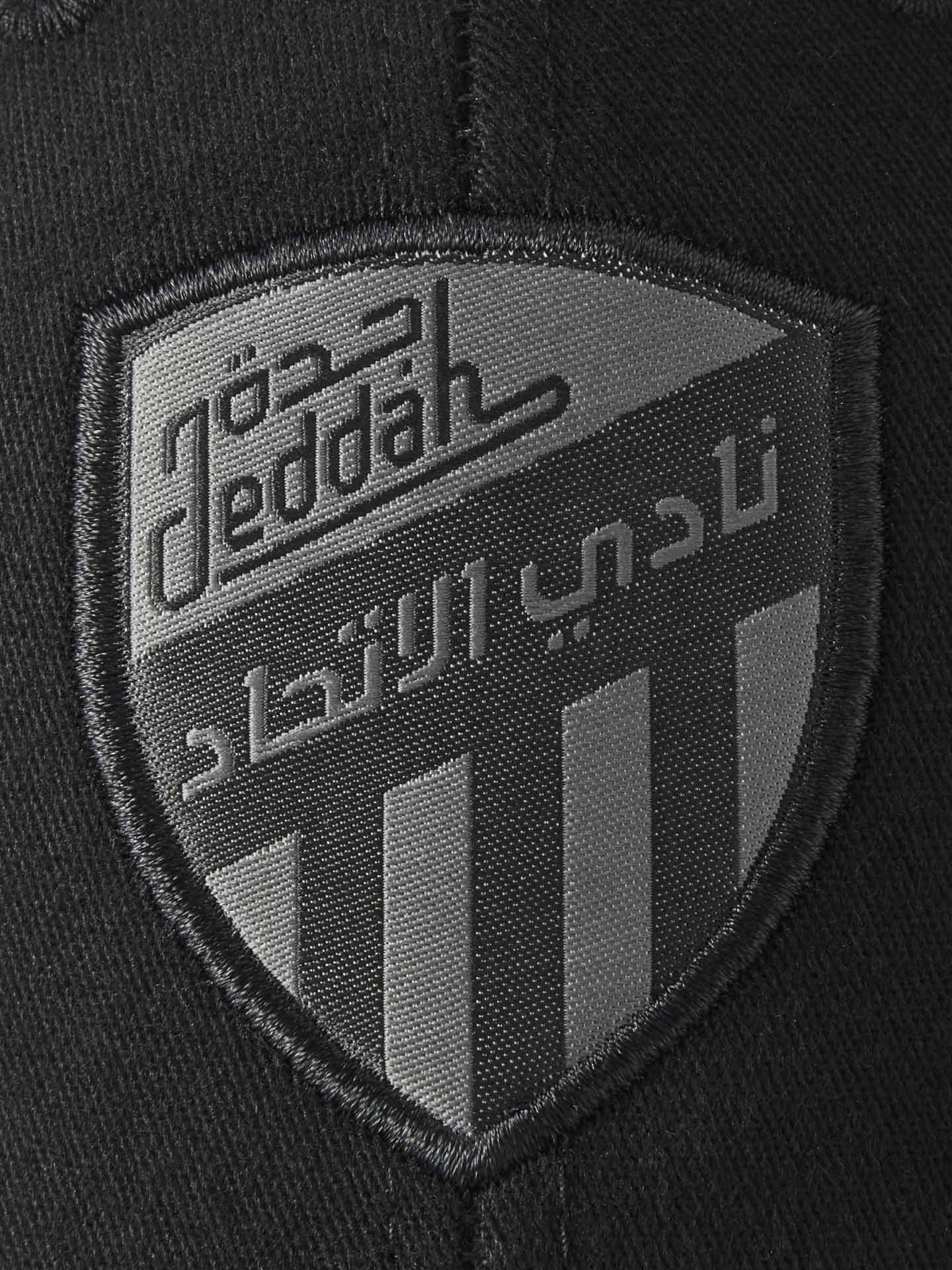 قبعة بشعار الدرع – بلاك آوت