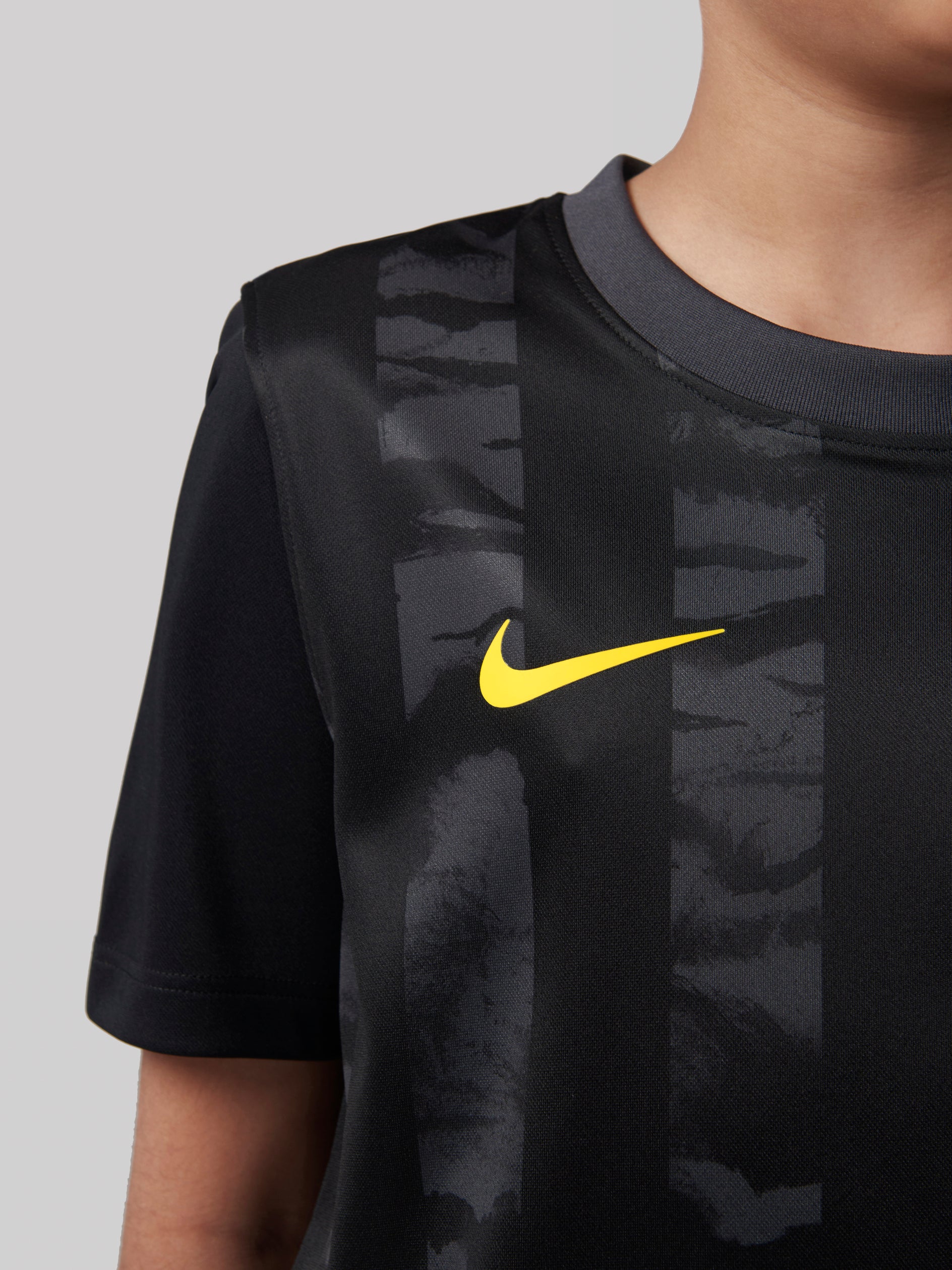 تيشيرت الاتحاد 25/26 رجالي الثالث  بدون رعاة - فئة الملعب