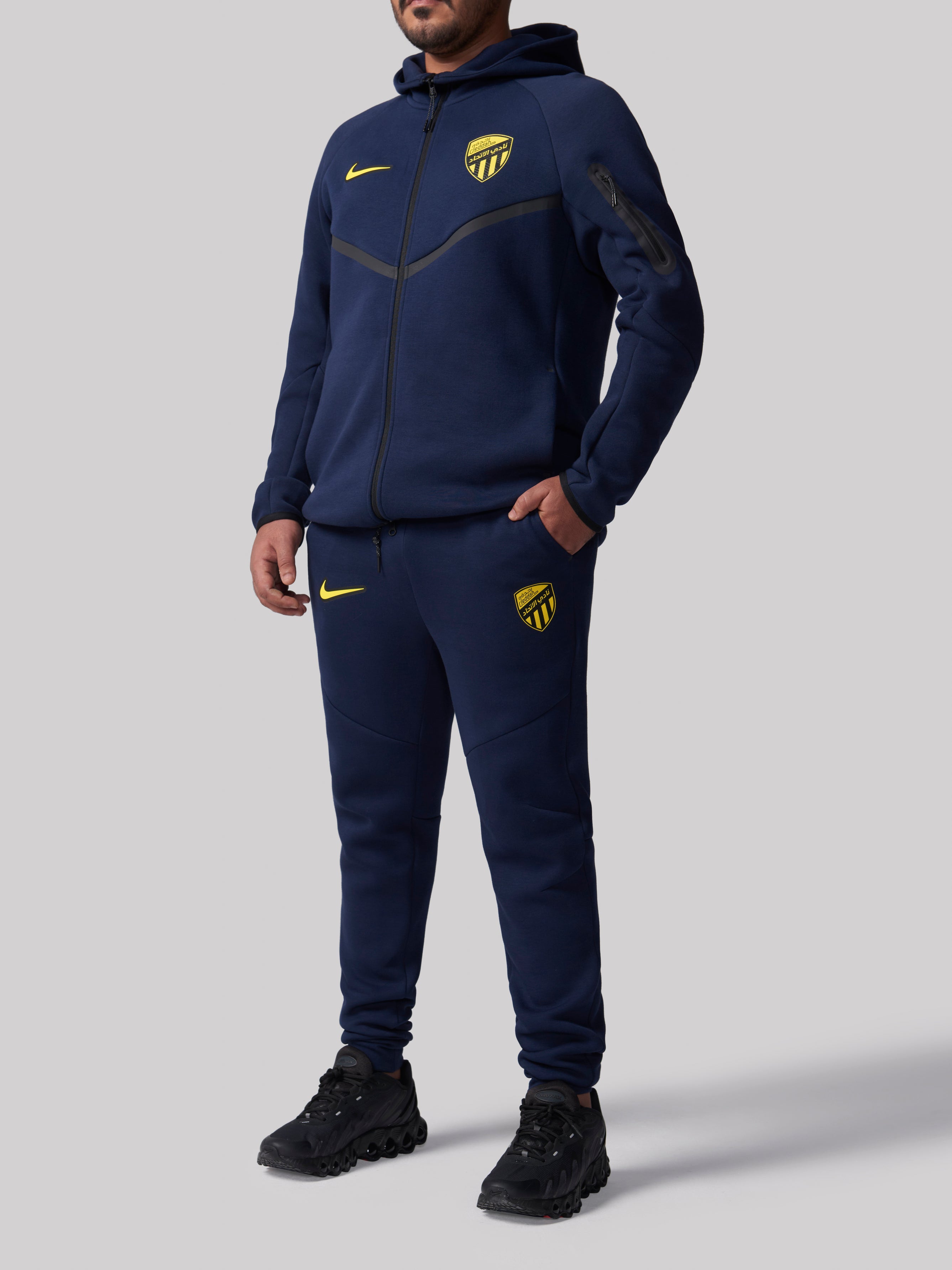 بنطال كاجول نادي الاتحاد الرياضي