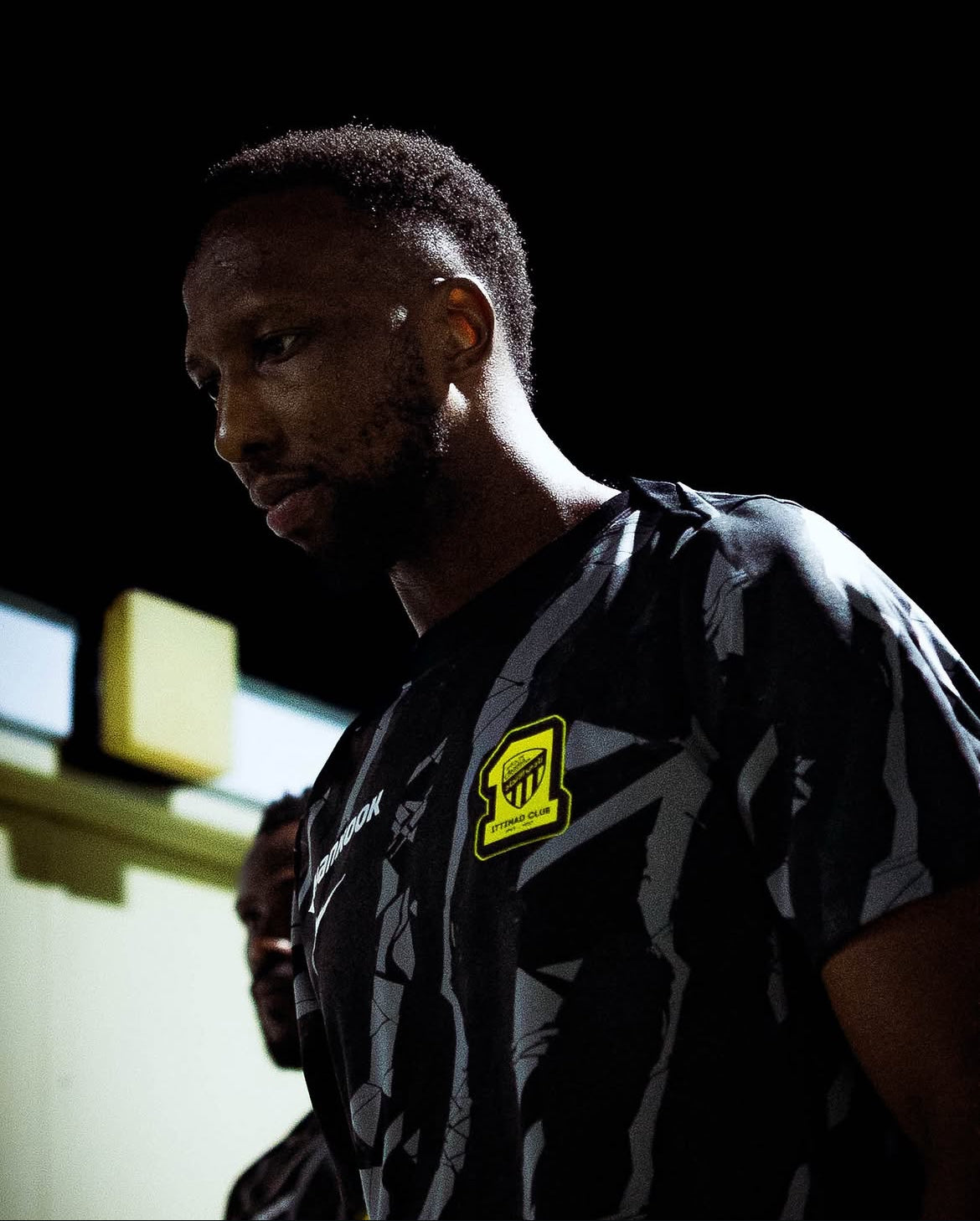 تيشيرت الإحماء لنادي الاتحاد 25/26