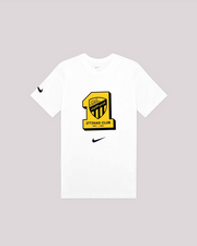 قميص أبيض بشعار اصفر